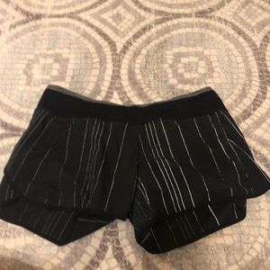 Lululemon Speed Up Shorts